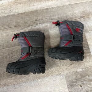 Sorel Winter Insulated Waterproof Snow Boots in Gray and Red. VGC